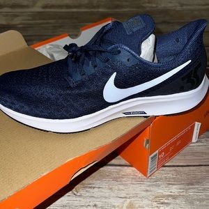 Nike Zoom Pegasus Navy size 10 women’s shoes